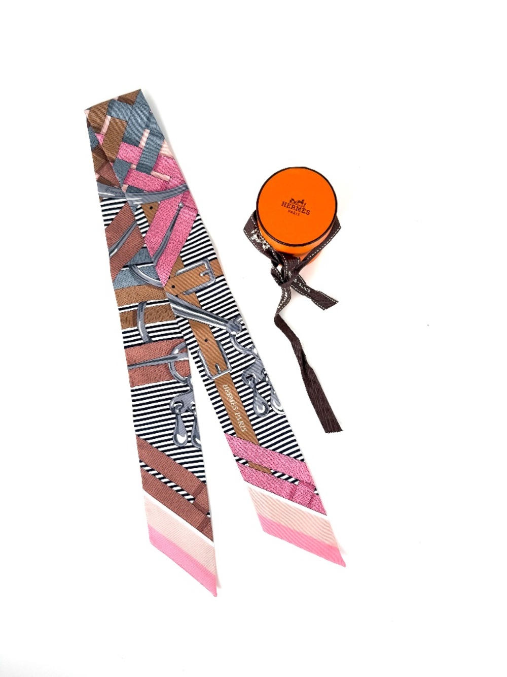 Hermes Mors a Jouets Chemise Print Vieux Rose Pink Gris Gray Silk Twilly Scarf